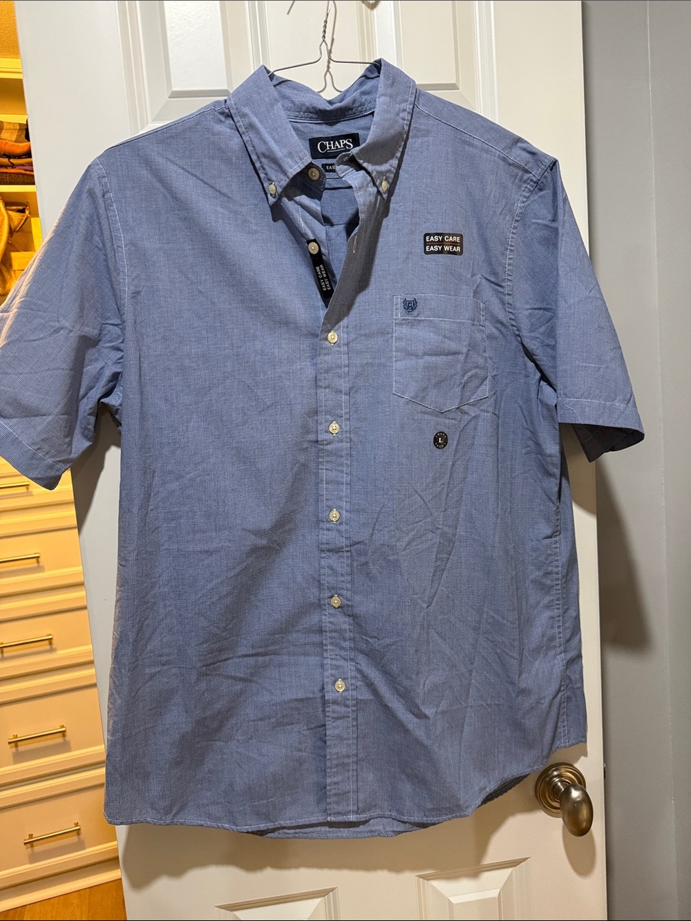 Chaps Men's Button-Down Short Sleeve Shirt in Light Blue